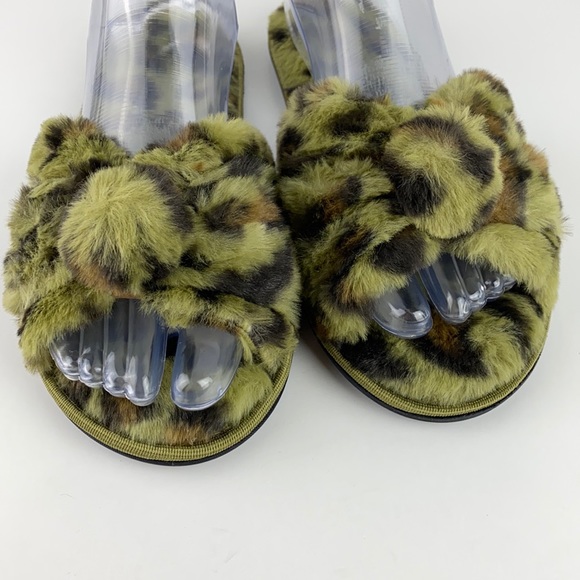 Size 10 Olive Green Faux Fur MUK LUKS Open Toe Scuff Slippers - Picture 4 of 9